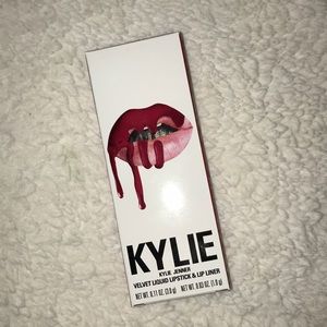 • Kylie Cosmetics Lip Kit - Jordy •
